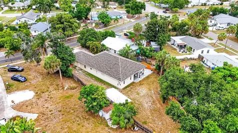 2219 18th Avenue W Bradenton FL 34205