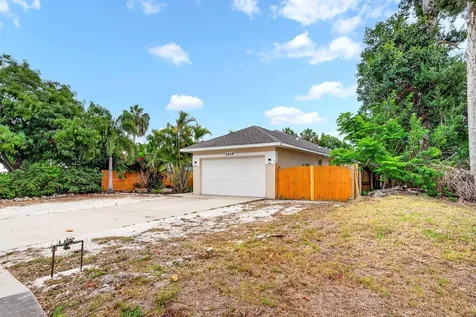 2219 18th Avenue W Bradenton FL 34205