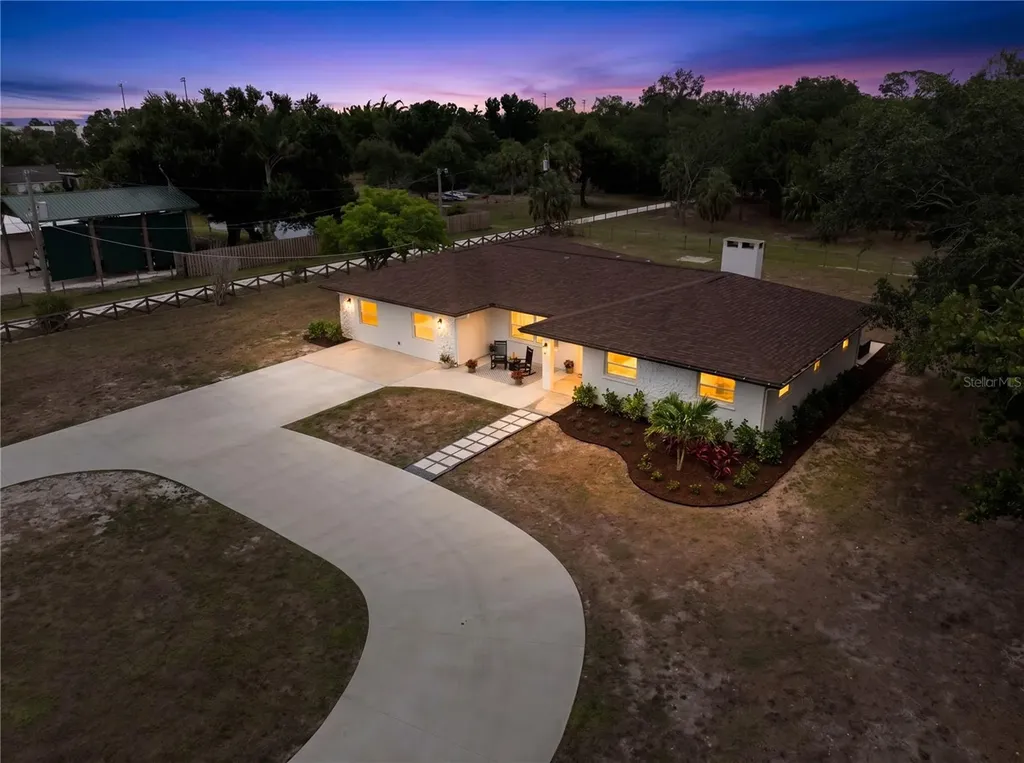 1515 21st Street W Palmetto FL 34221