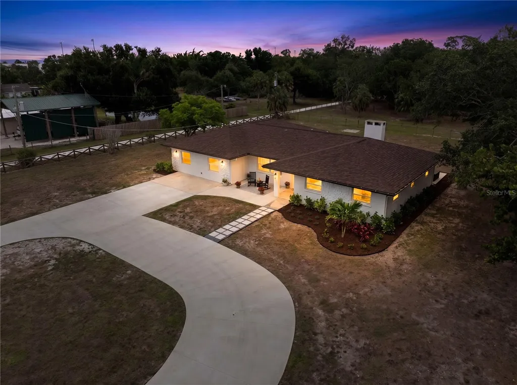 1515 21st Street W Palmetto FL 34221
