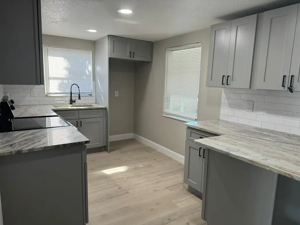 7605 Embassy Boulevard Port Richey FL 34668