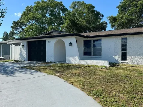 7605 Embassy Boulevard Port Richey FL 34668