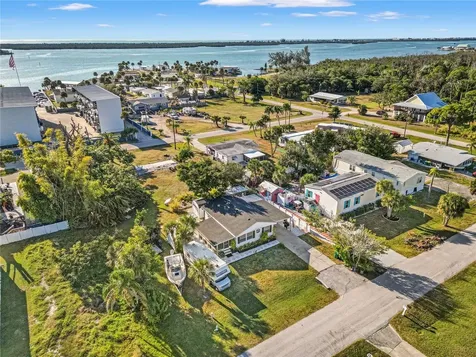 3130 Bourbon Street Englewood FL 34224