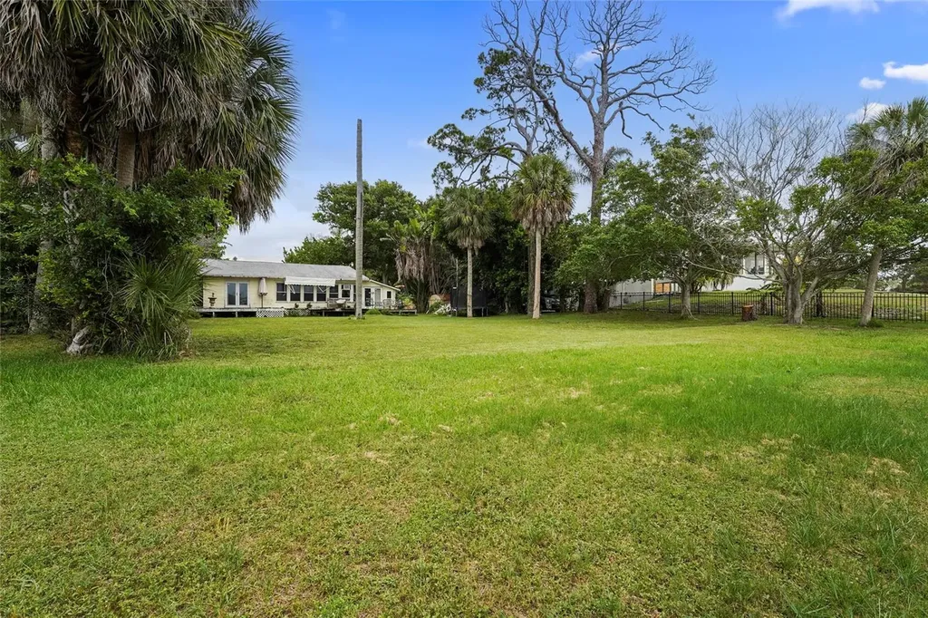 7538 Westmoreland Drive Sarasota FL 34243