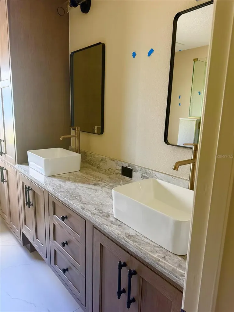1341 W Lakeshore Drive Clermont FL 34711