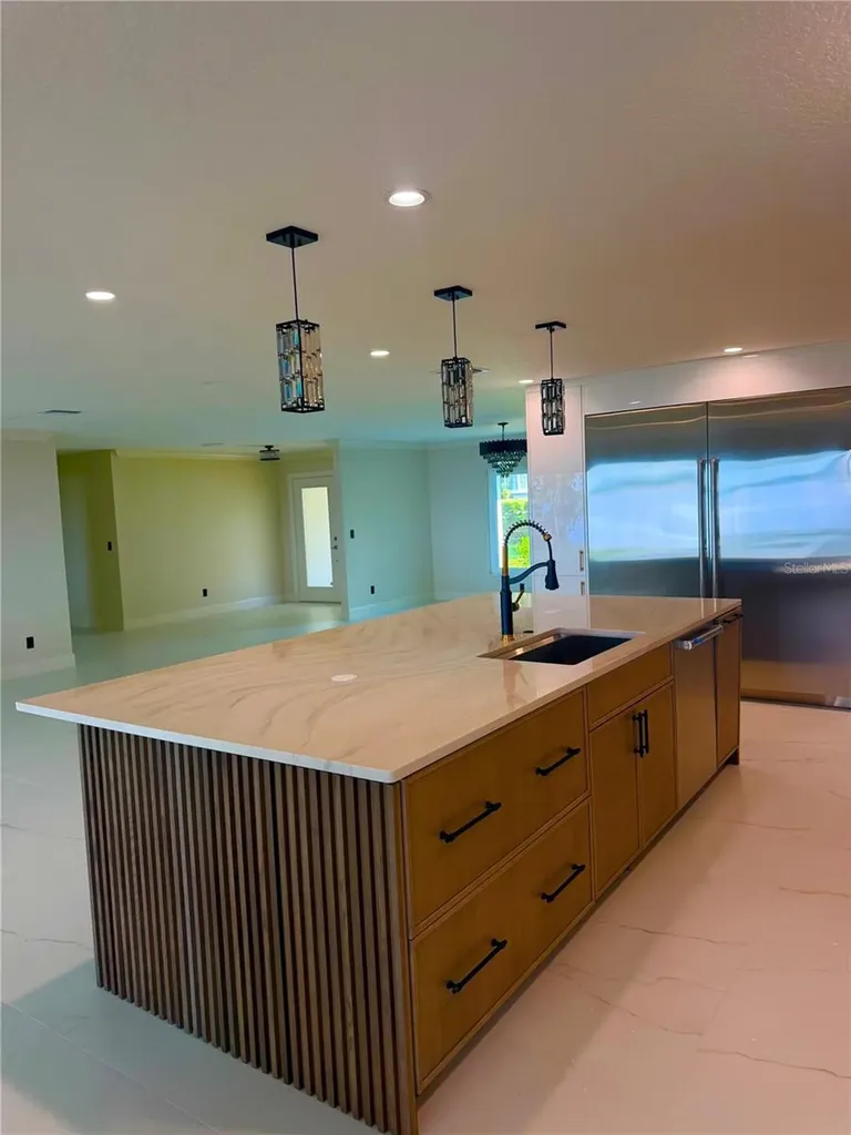 1341 W Lakeshore Drive Clermont FL 34711