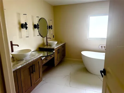 1341 W Lakeshore Drive Clermont FL 34711