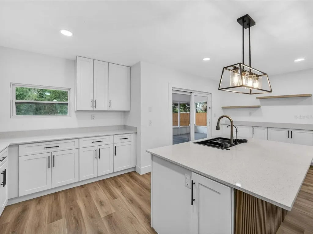 308 S Shadow Bay Drive Orlando FL 32825