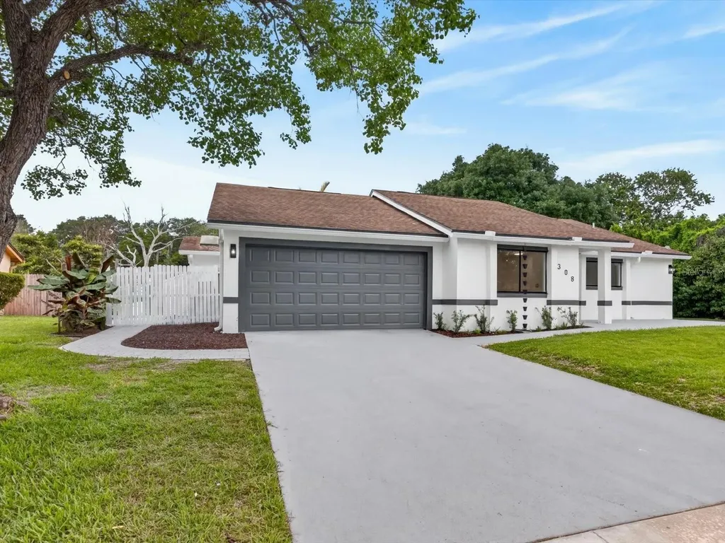 308 S Shadow Bay Drive Orlando FL 32825