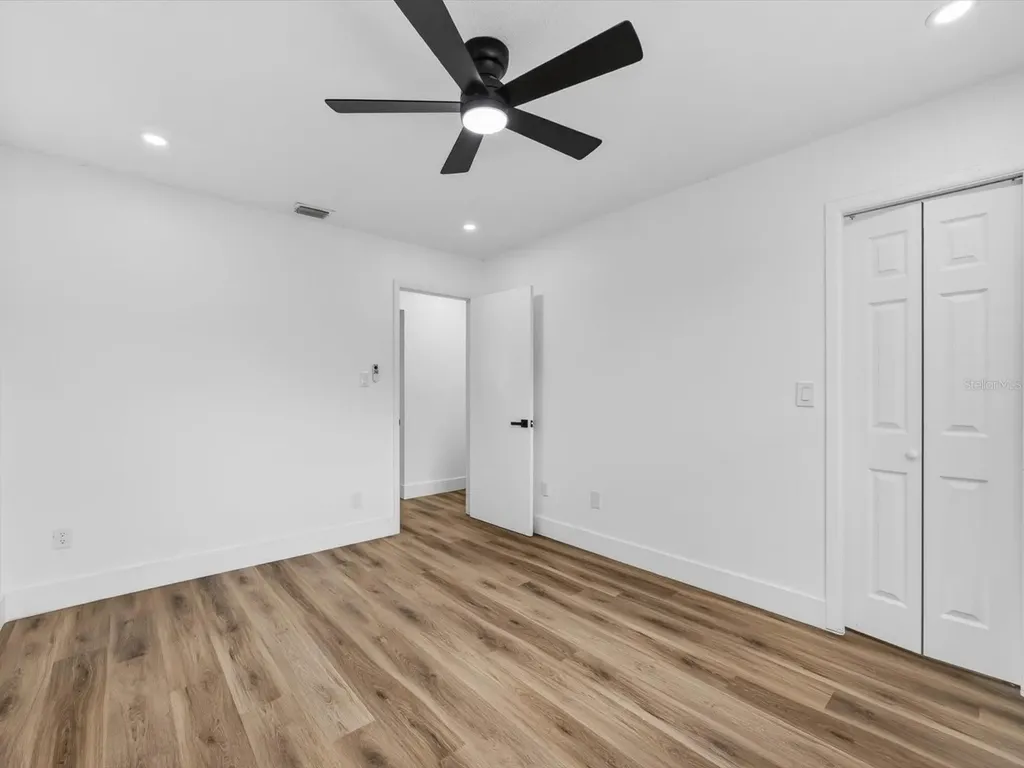 308 S Shadow Bay Drive Orlando FL 32825