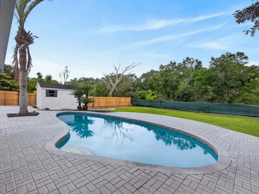 308 S Shadow Bay Drive Orlando FL 32825