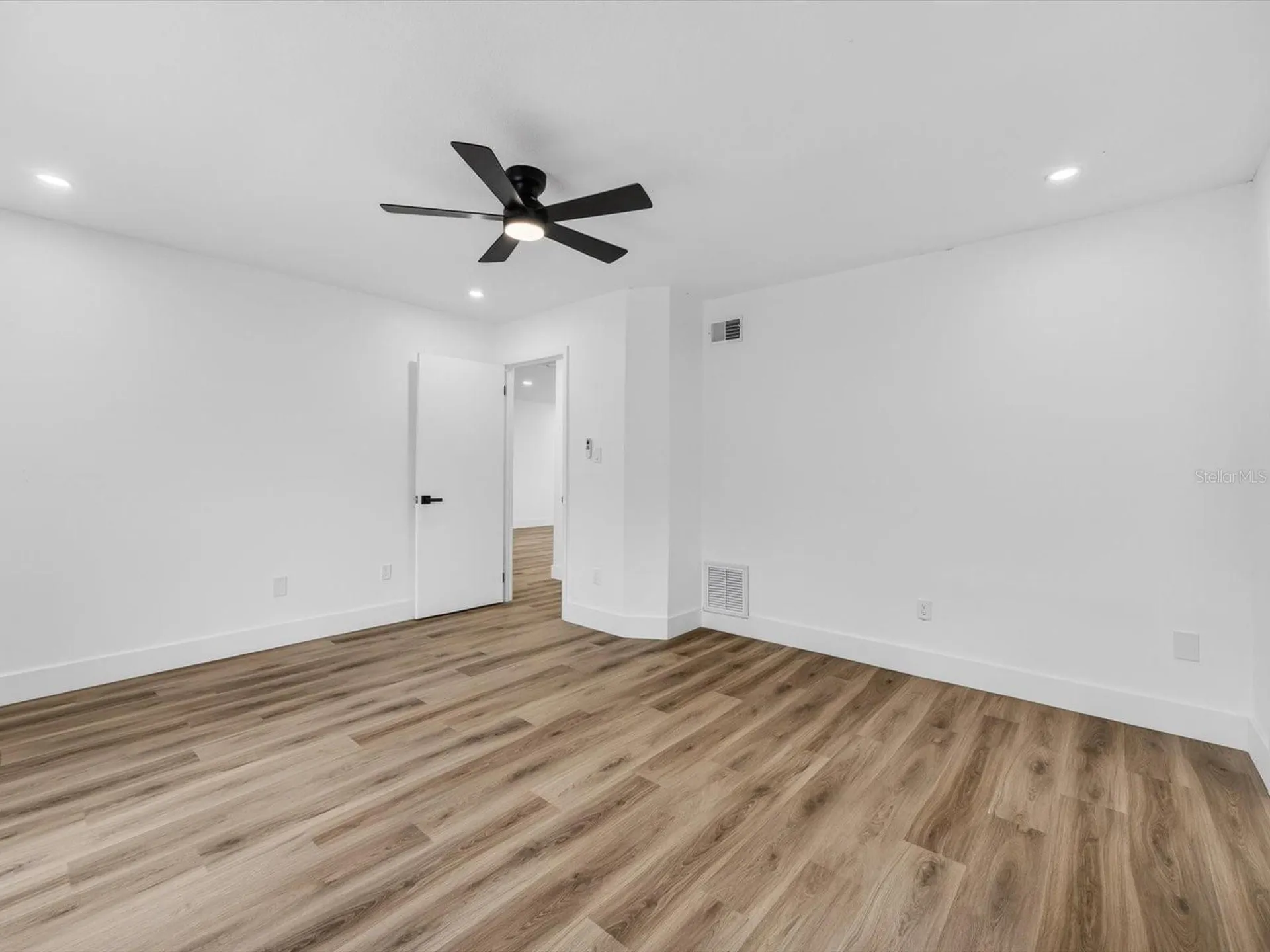308 S Shadow Bay Drive Orlando FL 32825