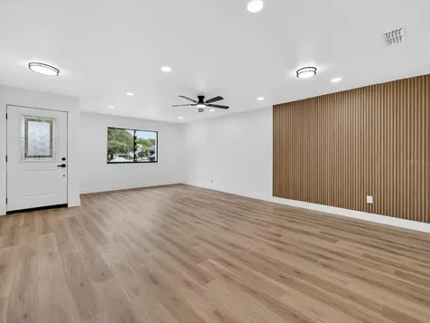 308 S Shadow Bay Drive Orlando FL 32825
