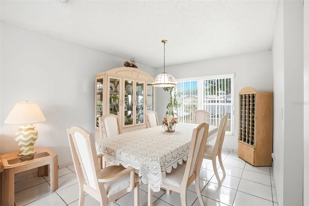 8206 Vassar Circle Tampa FL 33634