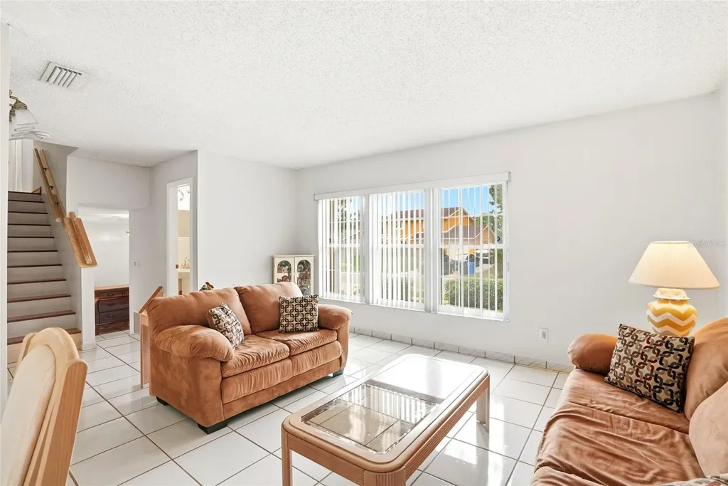 8206 Vassar Circle Tampa FL 33634