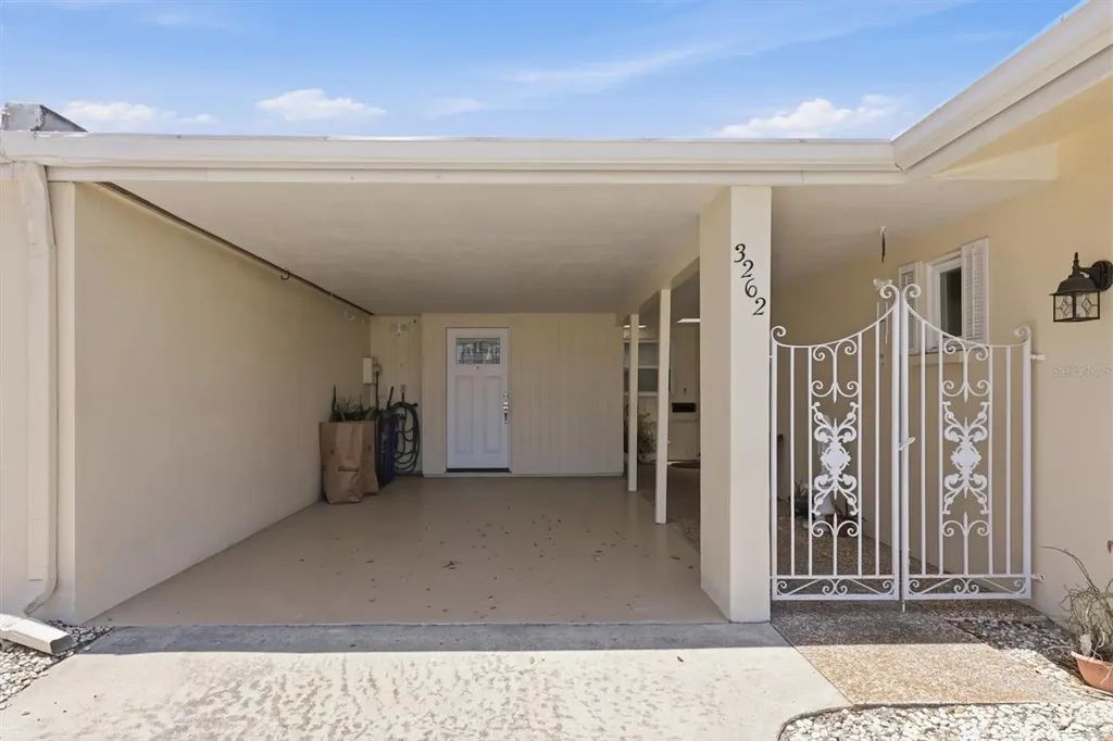 3262 Brockton Lane Sarasota FL 34239