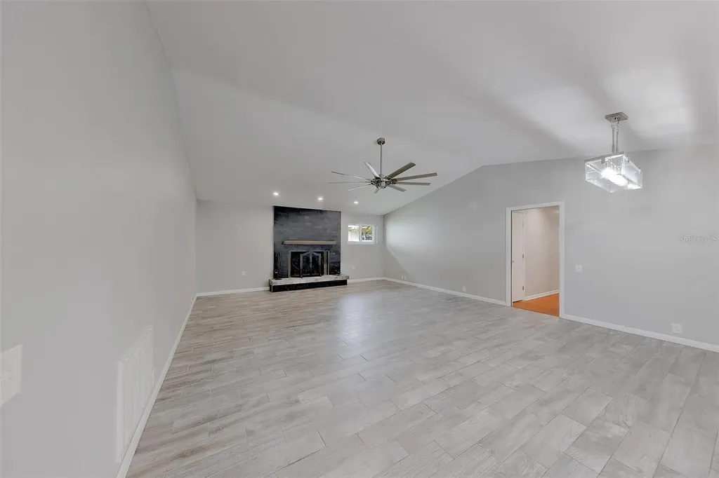 4119 Crosswater Drive Tampa FL 33615