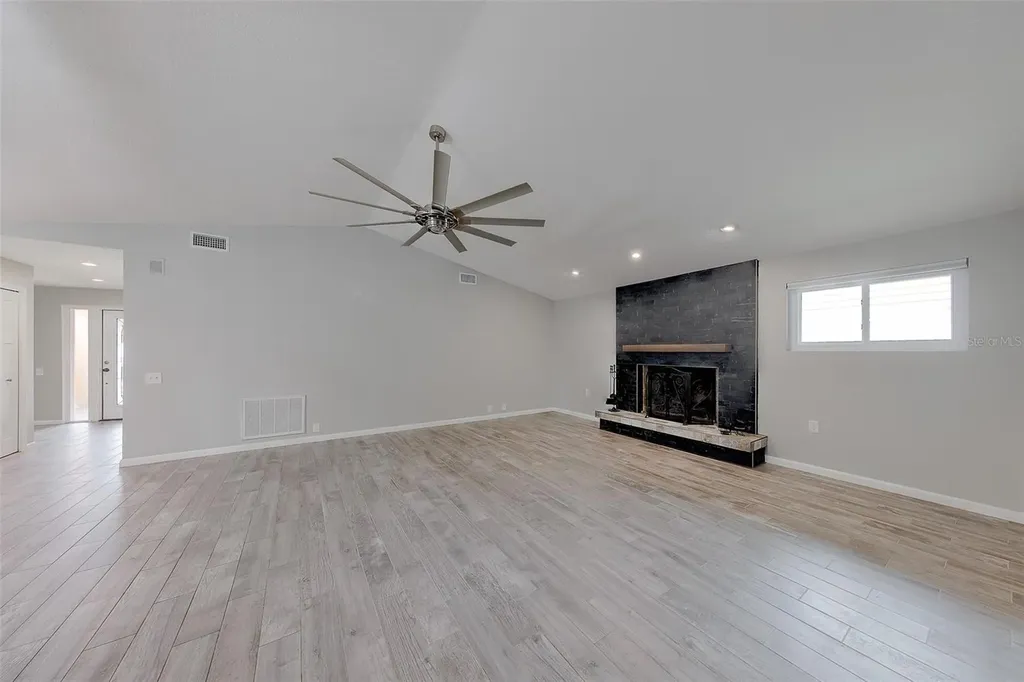 4119 Crosswater Drive Tampa FL 33615