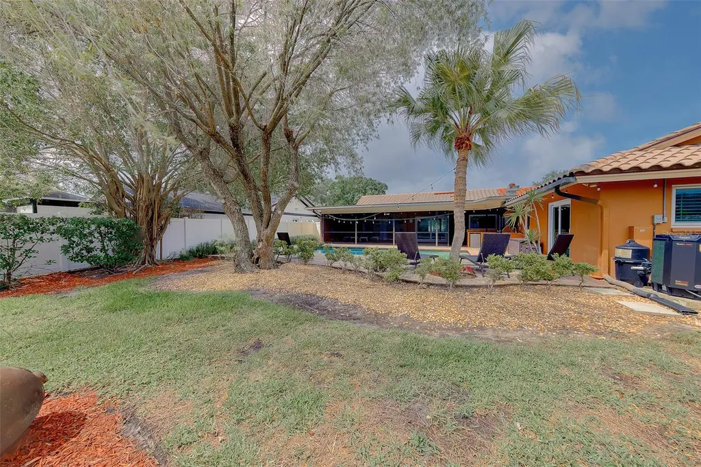 4119 Crosswater Drive Tampa FL 33615