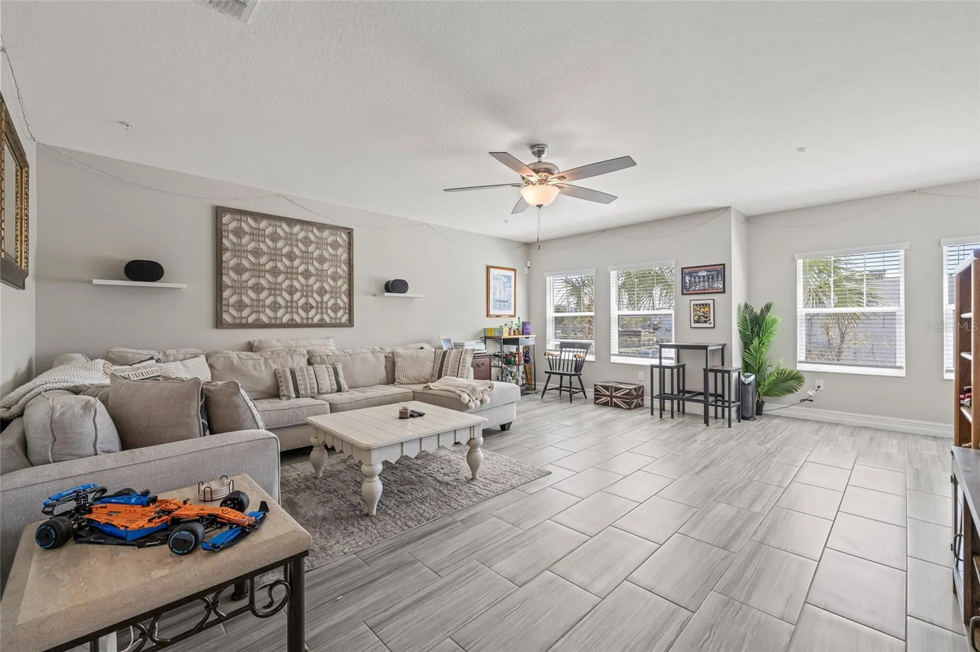 4941 W Price Avenue Tampa FL 33611