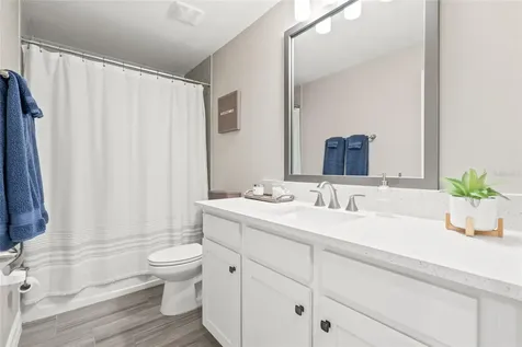 4941 W Price Avenue Tampa FL 33611