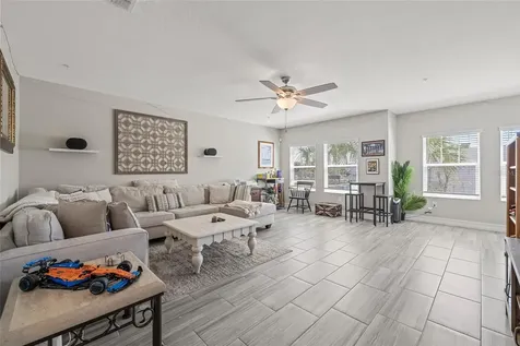 4941 W Price Avenue Tampa FL 33611