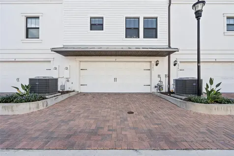 4941 W Price Avenue Tampa FL 33611