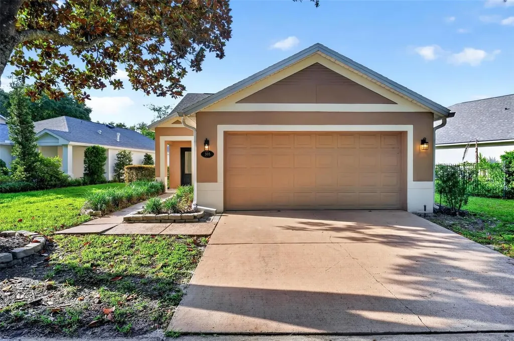 305 Ridgeway Boulevard Deland FL 32724