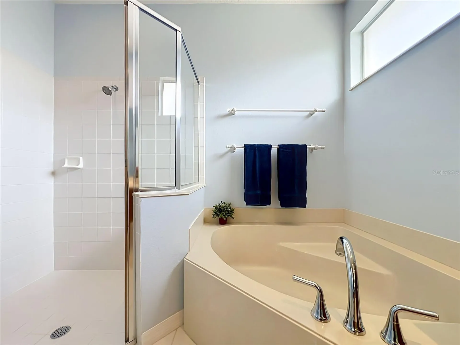 3365 Sterling Lake Circle Oviedo FL 32765