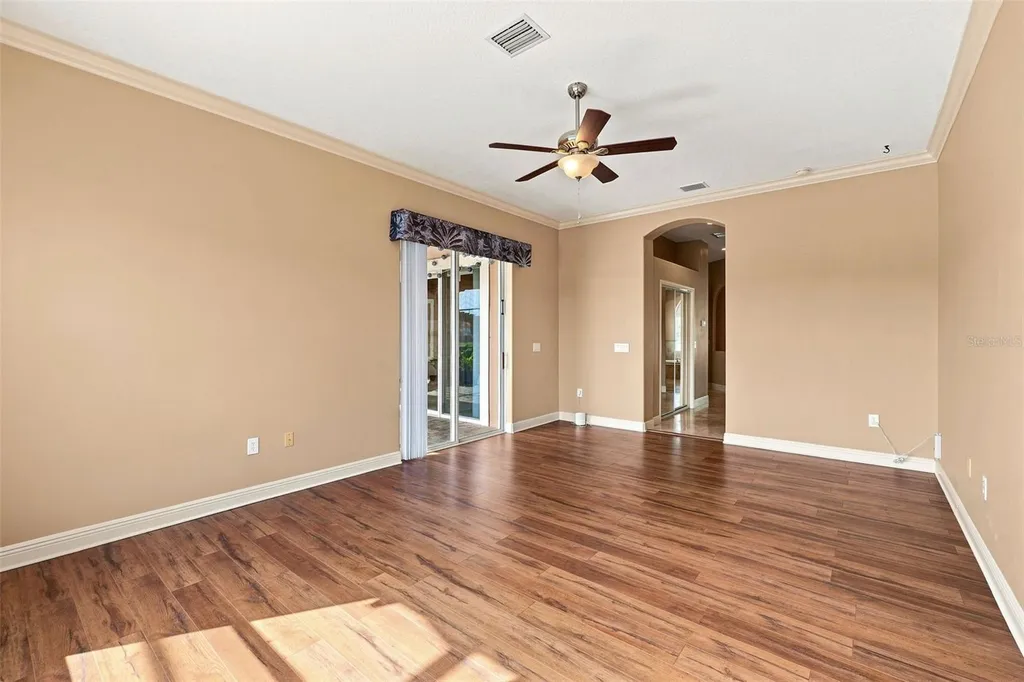 2604 Heritage Green Avenue Davenport FL 33837