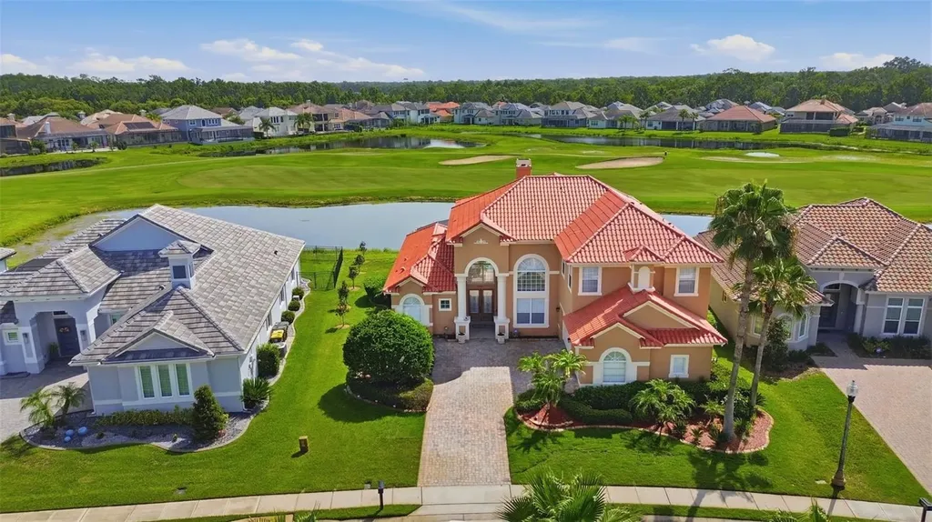 2604 Heritage Green Avenue Davenport FL 33837