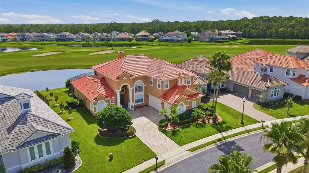 2604 Heritage Green Avenue Davenport FL 33837