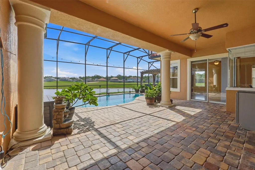 2604 Heritage Green Avenue Davenport FL 33837
