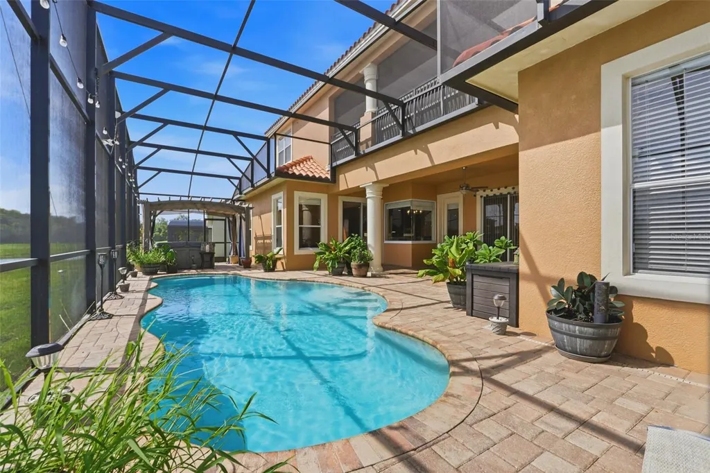 2604 Heritage Green Avenue Davenport FL 33837