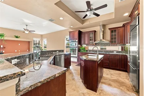 2604 Heritage Green Avenue Davenport FL 33837