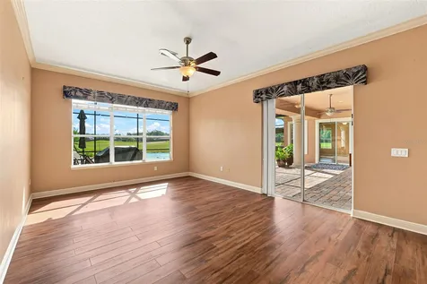 2604 Heritage Green Avenue Davenport FL 33837