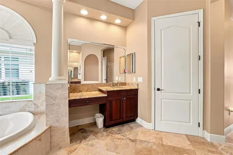2604 Heritage Green Avenue Davenport FL 33837