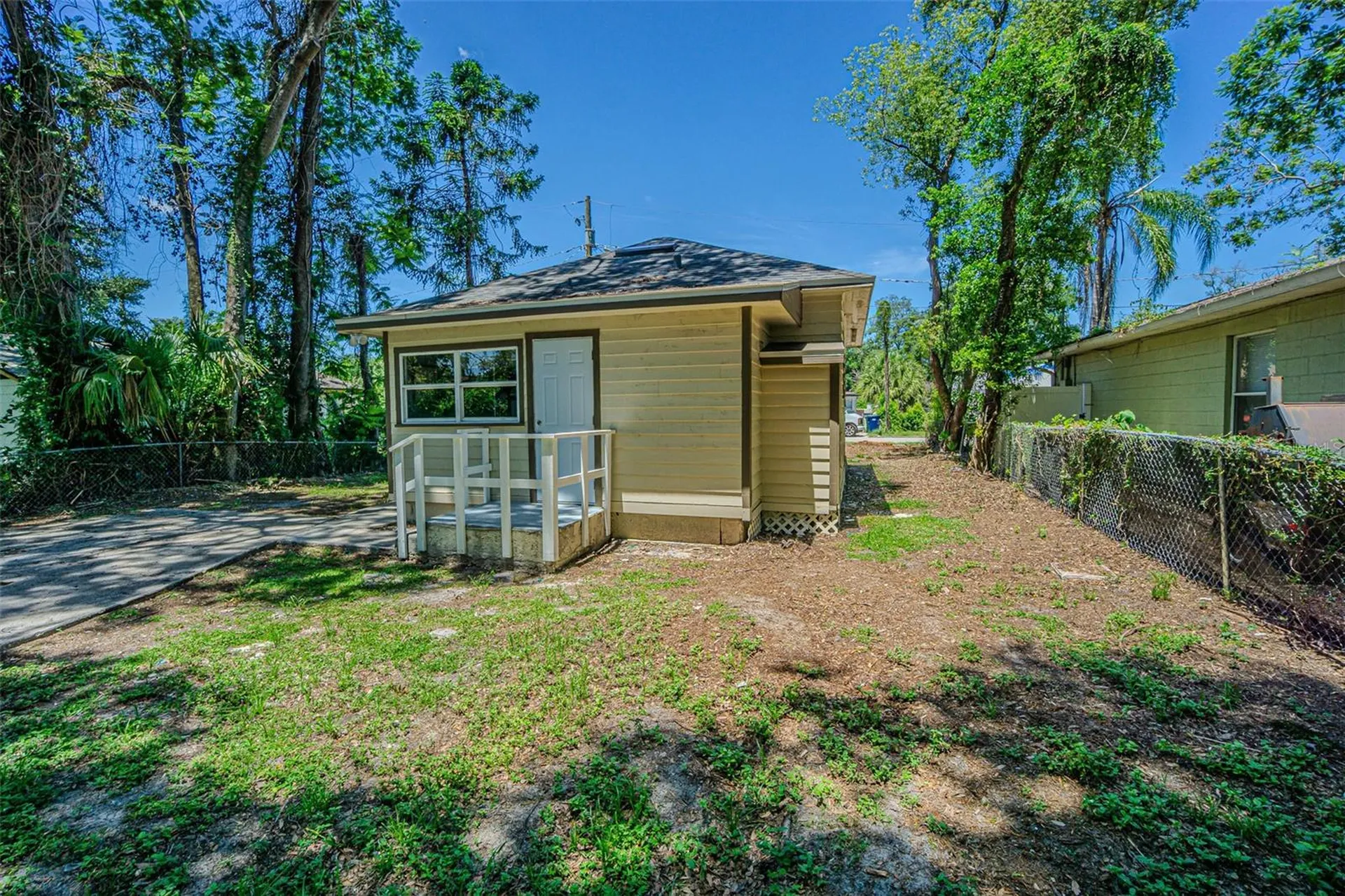 8305 N Klondyke Street Tampa FL 33604
