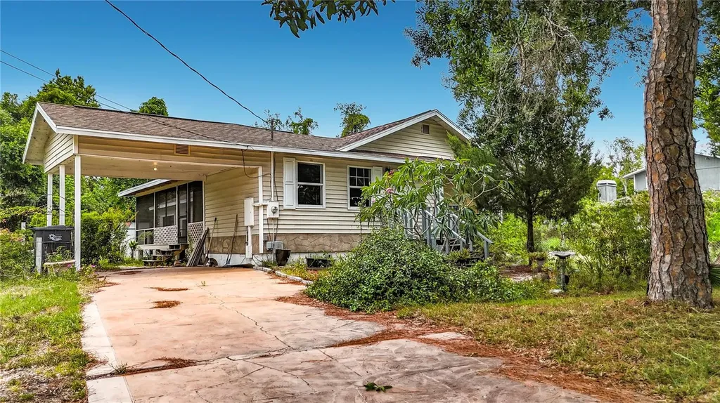 2115 S 55th Avenue E Bradenton FL 34203
