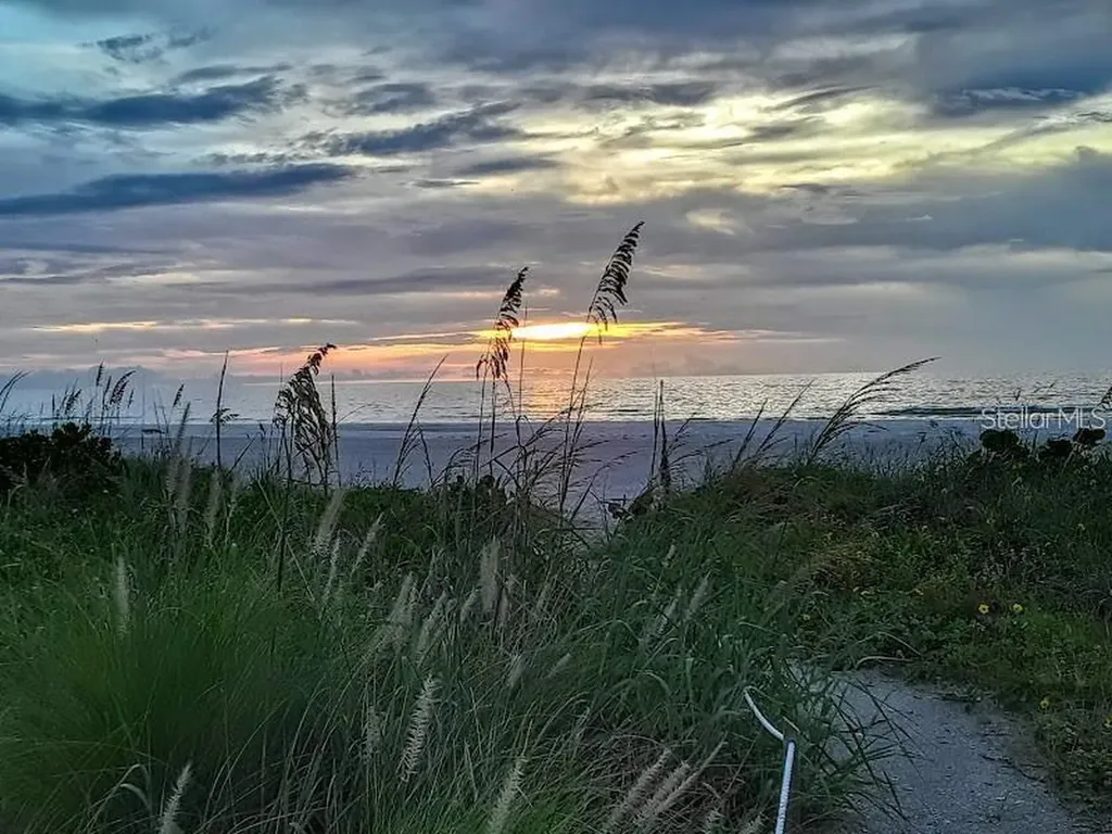 1480 Gulf Boulevard Clearwater Beach FL 33767