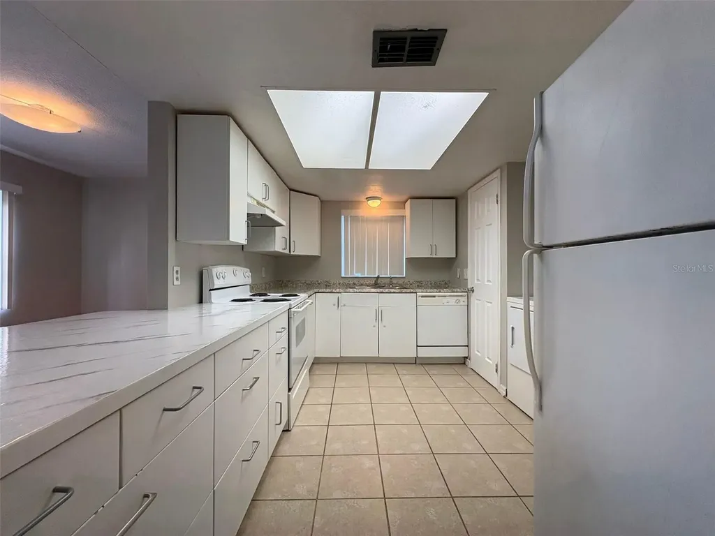 9933 Sweepstakes Lane Orlando FL 32837