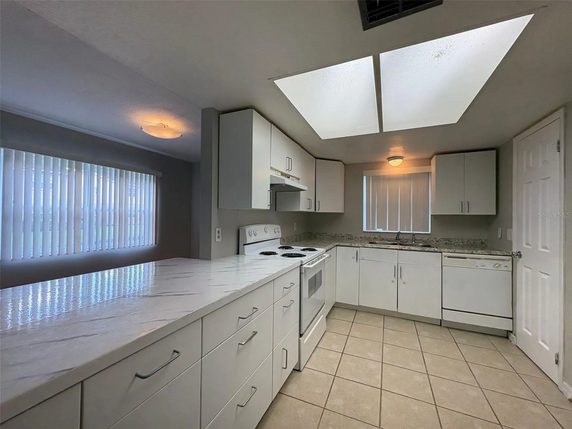 9933 Sweepstakes Lane Orlando FL 32837