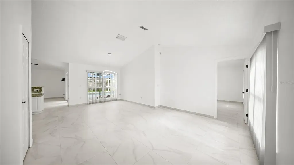 611 Jura Lane Kissimmee FL 34759