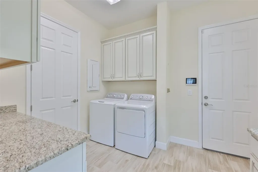 2229 S Pebble Beach Boulevard Sun City Center FL 33573