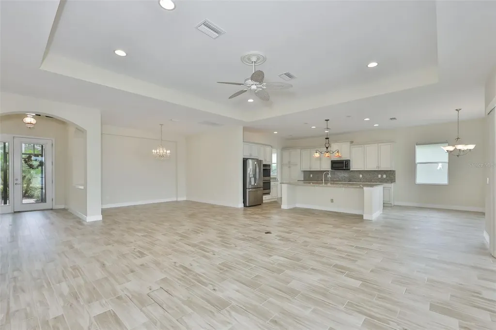 2229 S Pebble Beach Boulevard Sun City Center FL 33573