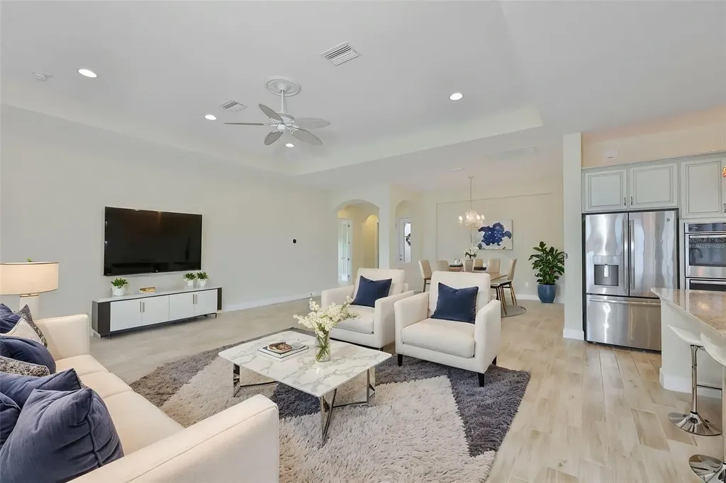 2229 S Pebble Beach Boulevard Sun City Center FL 33573