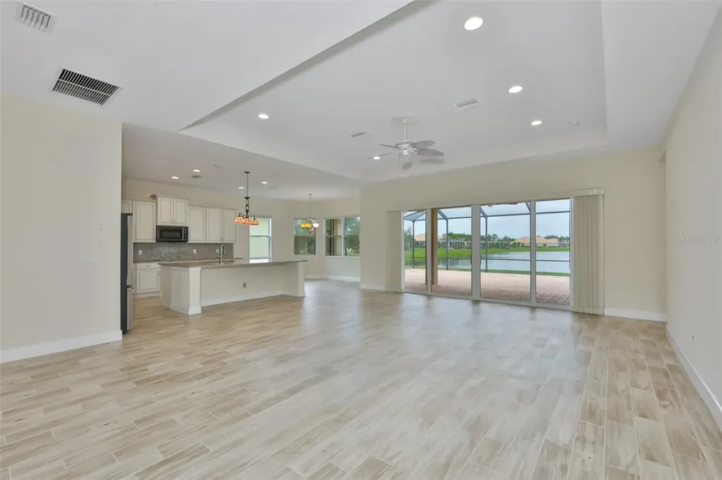 2229 S Pebble Beach Boulevard Sun City Center FL 33573