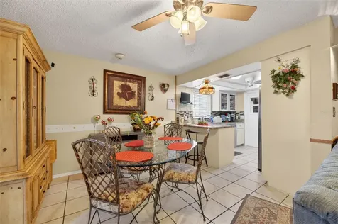 3312 N Lake Drive Plant City FL 33563