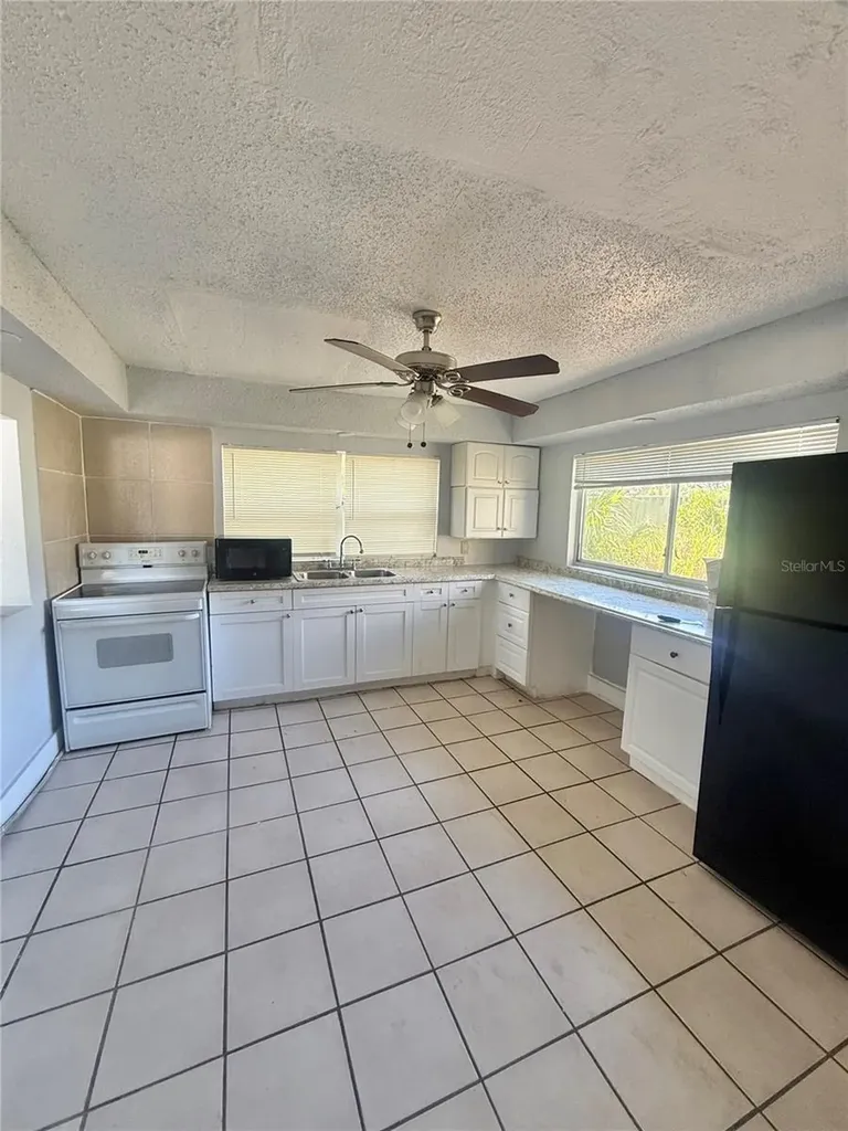 1900 19th Street S St Petersburg FL 33712