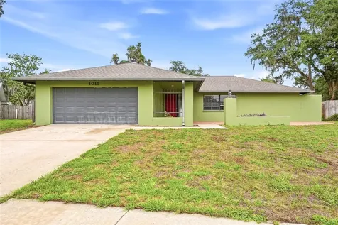 1012 Redbud Circle Plant City FL 33563